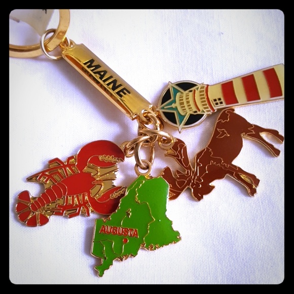 Other - MAINE LOGO KEY CHAIN